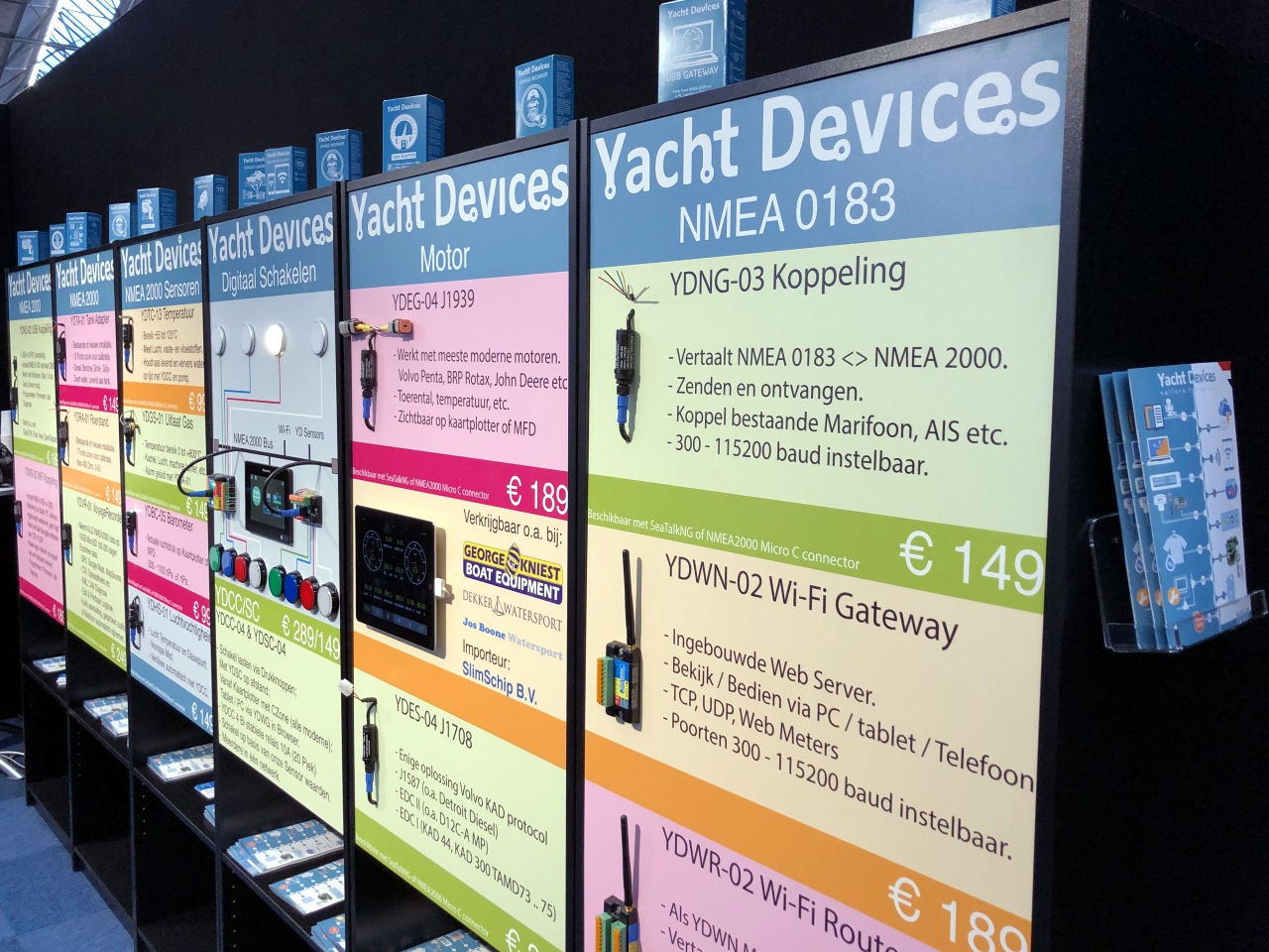 Выставки в Амстердаме и Стокгольме: фотографии и новинки
